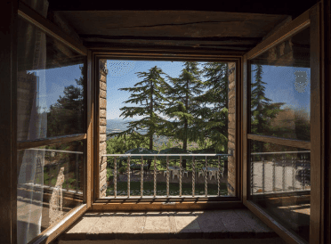 Screened-in room exterior